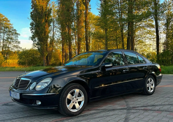 Mercedes-Benz Klasa E cena 27500 przebieg: 334480, rok produkcji 2004 z Łabiszyn małe 137